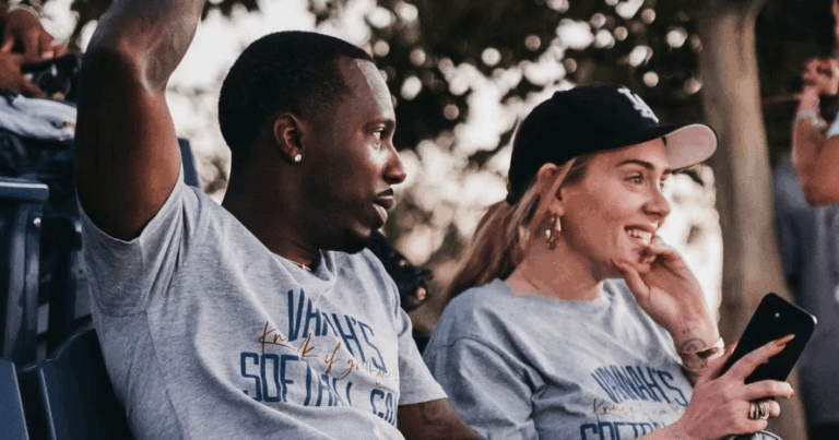 Адель підтвердила чутки про весілля з Річем Полом