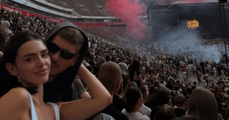 Обраниця блогера-втікача Волошина публічно перепросила Ані Трінчер