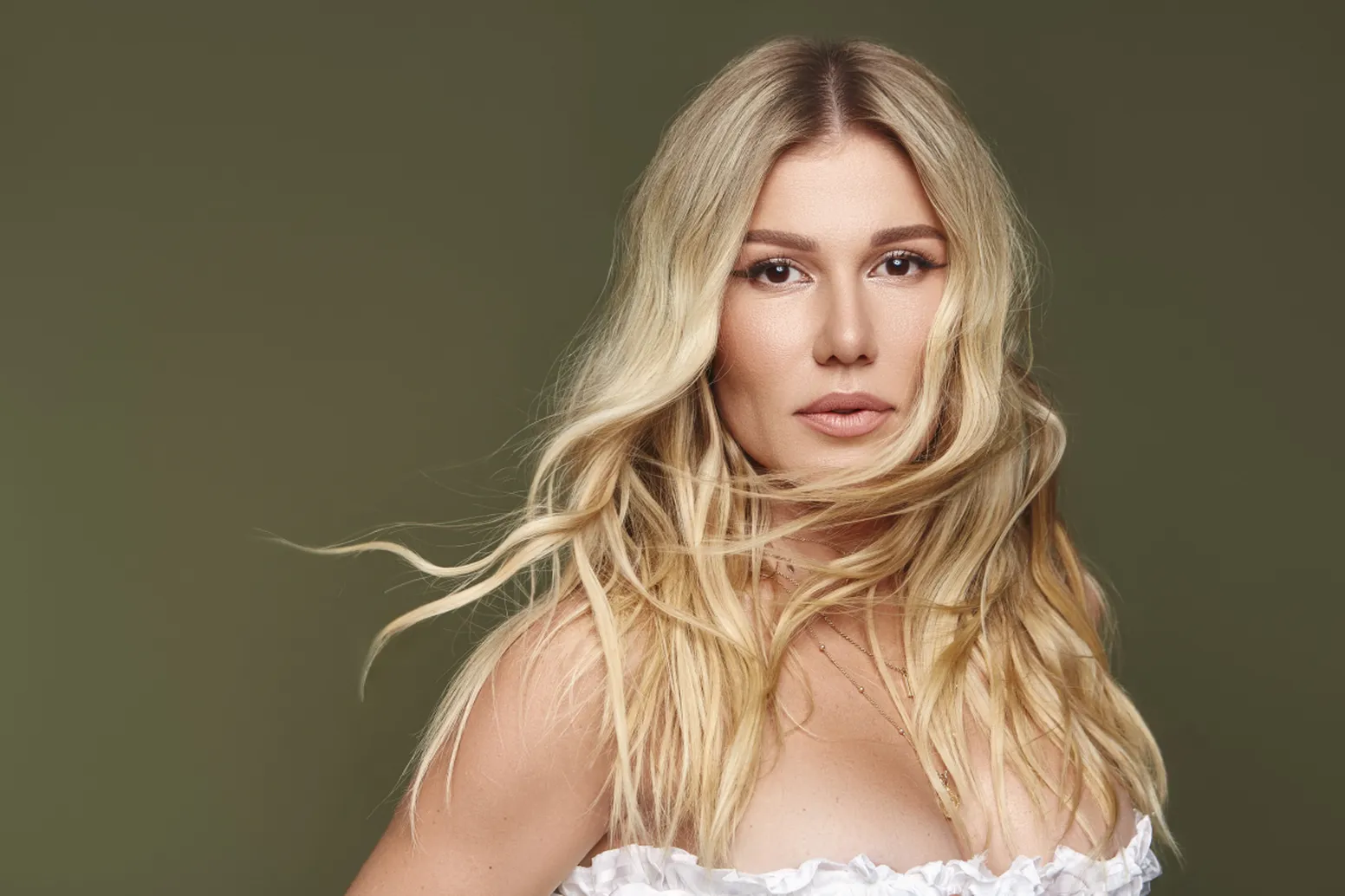 🎤 Альона Омаргалієва: сольний шлях після дуету